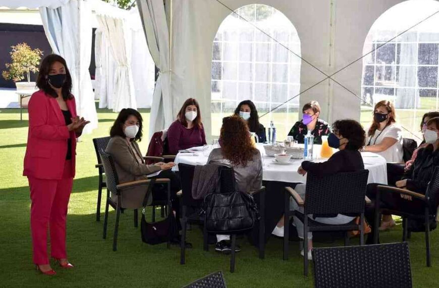 El Consejo Local de la Mujer mantiene un encuentro informal para impulsar actividades y proyectos