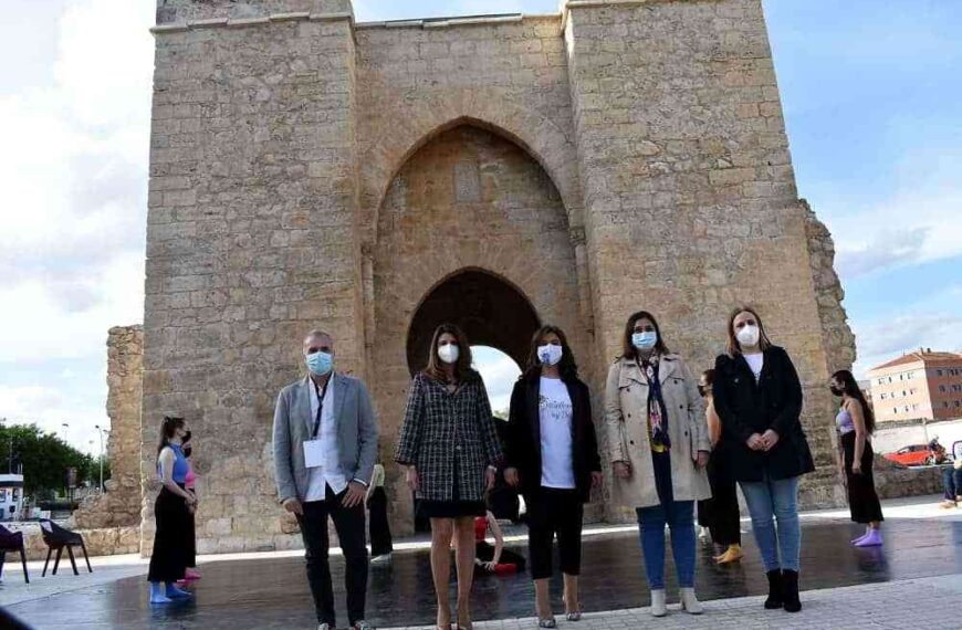 Inaugurado en la Puerta de Toledo el Festival de Danza Contemporánea “Ciudad Real en Danza”