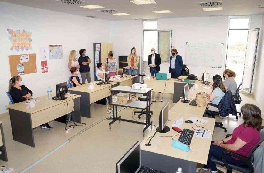 Ocho mujeres se forman en la atención a dependientes en Argamasilla de Alba