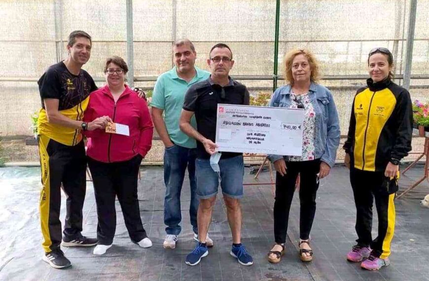 El Club de Atletismo entrega 740 euros recogidos en la II Carrera Virtual Solidaria de Argamasilla de Alba