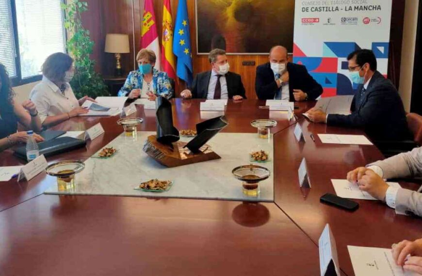 En marcha el Consejo de Diálogo Social de Castilla-La Mancha reunido hoy en Almadén