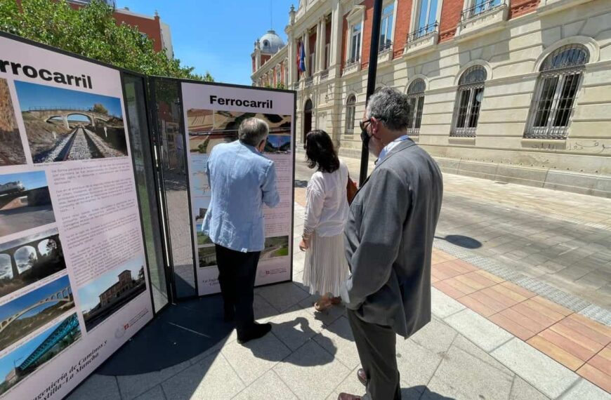 El Colegio de Ingenieros de Caminos inauguró una exposición en Ciudad Real que recorre el aporte de la ingeniería a la sociedad castellano-manchega