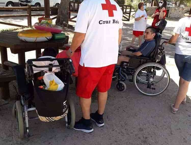 Cruz Roja brinda el servicio de Baño Asistido en las Lagunas de Villafranca