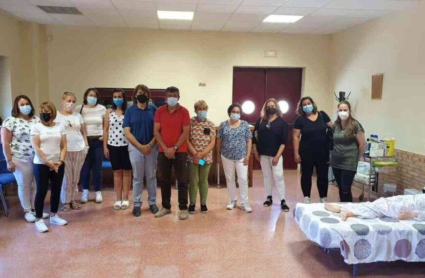 El Gobierno regional apunta a la formación y un contrato laboral durante seis meses para 8 mujeres desempleadas de El Torno