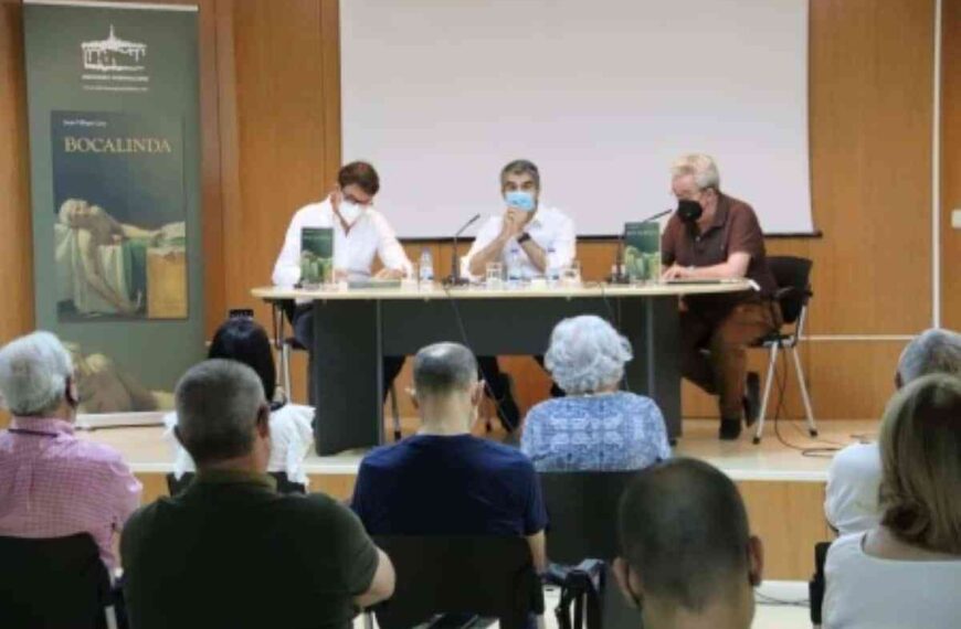 Presentada la novela ‘Bocalinda’ de Jesús Villegas en la Biblioteca Municipal de Manzanares