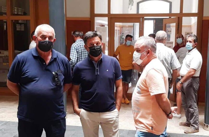 El descenso de producción marca una campaña de la vendimia que aspira a la normalidad