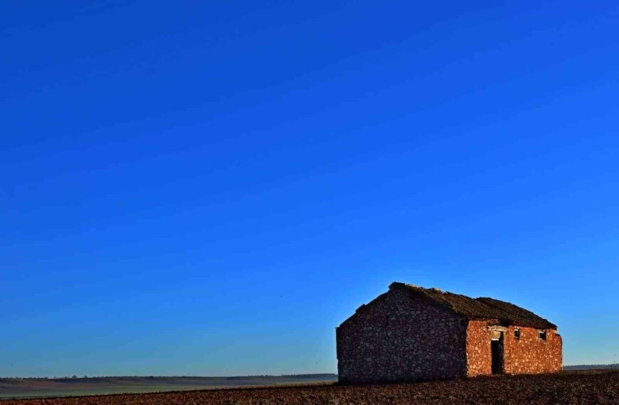 Castilla-La Mancha tiene los municipios donde más barato es comprar casa de España