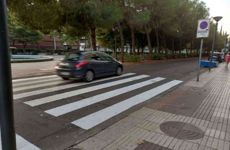 Campaña de renovación de la pintura de la señalización viaria en Puertollano