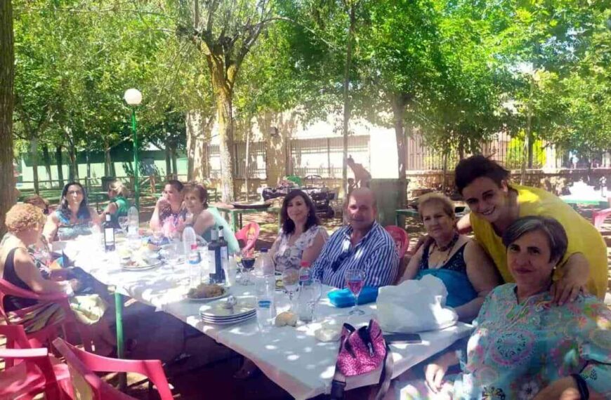 Jornada de convivencia de asociaciones de mujeres de Villarrubia de los Ojos en Lagunas de Ruidera