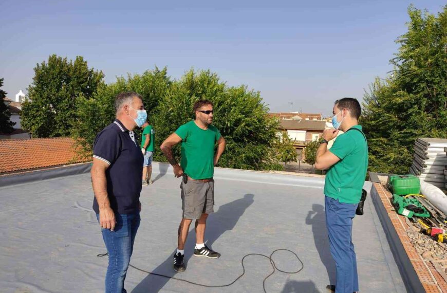 Obras de reparación de la cubierta de la Escuela Infantil Municipal en Herencia