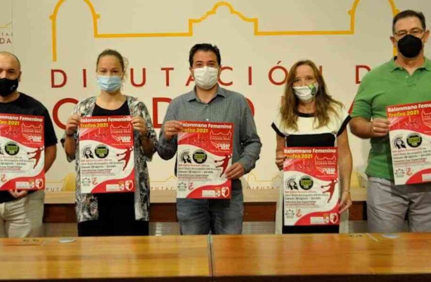 Pretemporada de lujo para la división de honor plata femenina de balonmano con el Trofeo Diputación Senior 2021