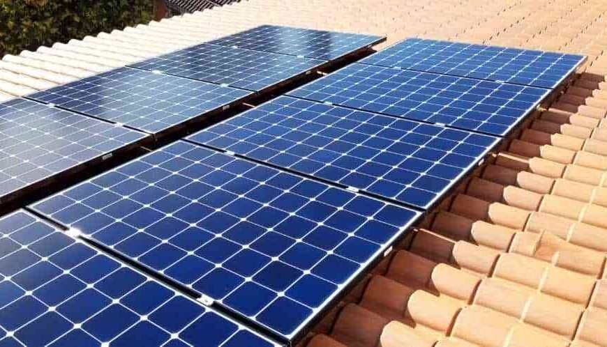 84% de los hogares en Castilla-La Mancha podrían instalar paneles solares para cubrir el 100% de la demanda eléctrica