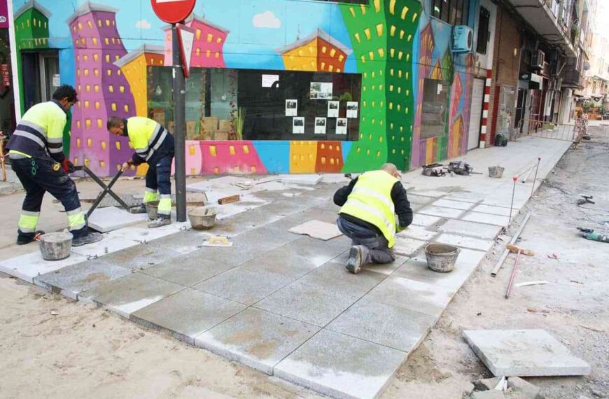 A finales de noviembre se estima que concluya la peatonalización de la calle Puerto de Puertollano