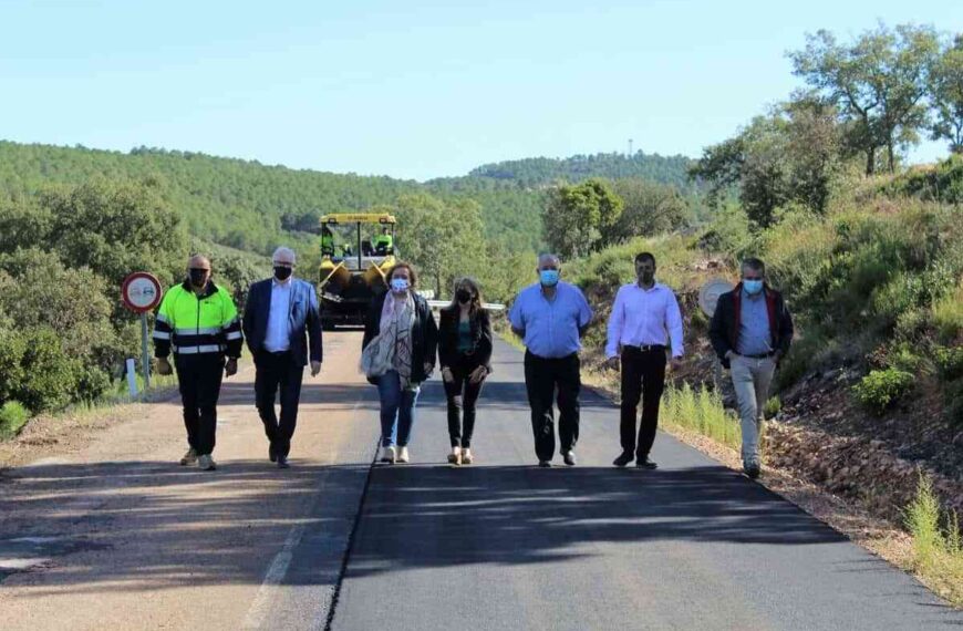 El Gobierno regional invierta más de 726.000 euros en la renovación del firme de un tramo de la CM-4103 entre Puebla de Don Rodrigo y Arroba de los Montes