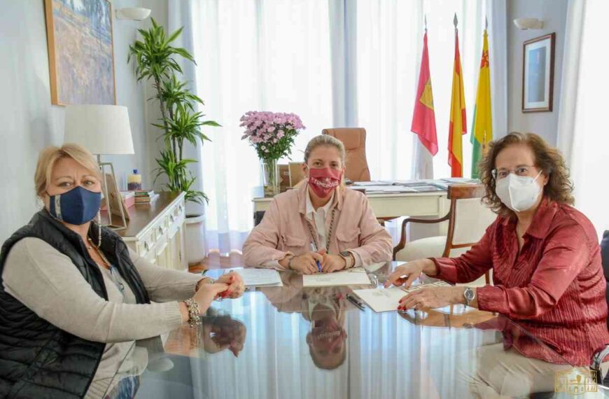 Tomelloso financiará con 6.600 € un programa de atención especializado de la Asociación “Nadie es tan feliz”