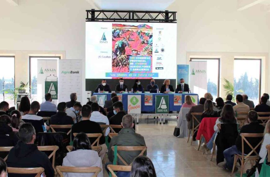 Olmedo destacó una nueva convocatoria de ayudas del Gobierno regional para incorporar jóvenes a la empresa agraria