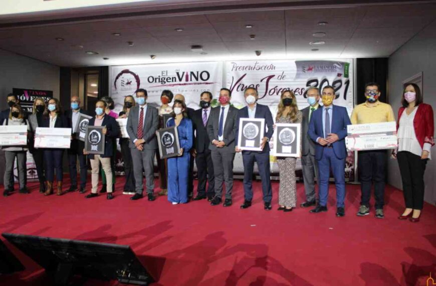 Presentación de los Vinos Jóvenes 2021 de la D.O. La Mancha y entrega de los Premios Jóvenes Solidarios
