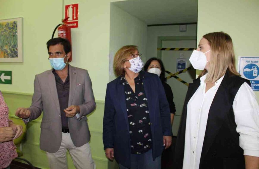 El Gobierno regional analiza la reforma del Centro de Mayores de Almagro en el que invertirán más de 450.000 euros