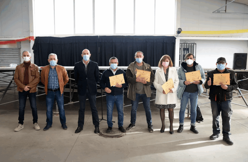 Reconocimiento a los trabajadores que han cumplido 25 años de servicio público en el Ayuntamiento