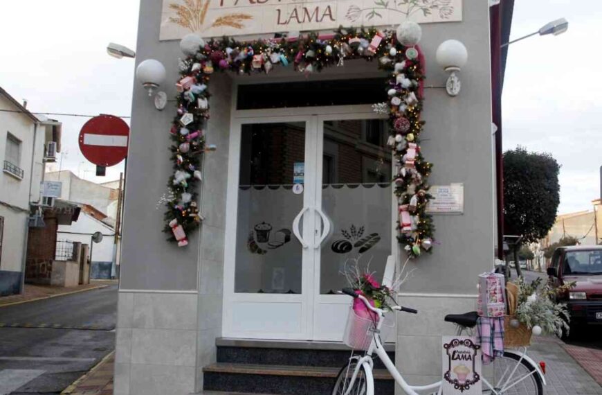 Alrededor de 30 fachadas, ventanas y balcones navideños participaron en el 1er Concurso de Embellecimiento de Villarrubia de los Ojos