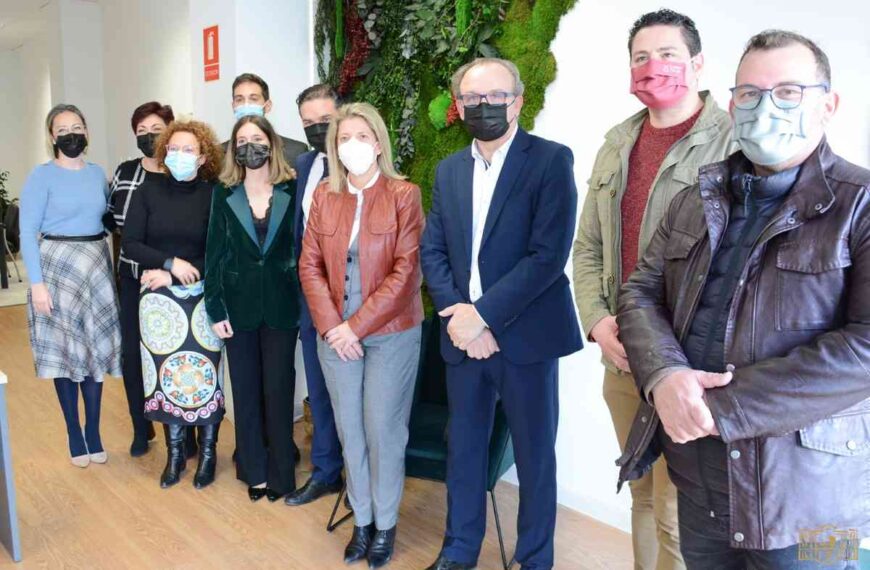 Un nuevo despacho profesional ha abierto sus puertas en la calle García Pavón de Tomelloso