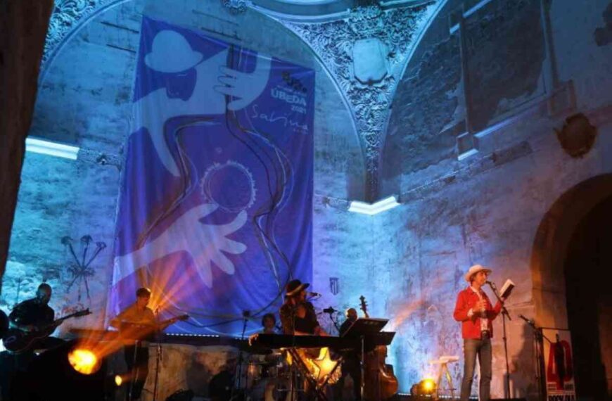 Música y poesía en “Agitado y Mezclado” el 19 de diciembre en el Teatro Municipal “Marcelo Grande” de Tomelloso