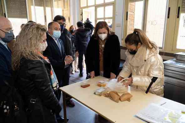 Castilla-La Mancha abre los comedores escolares en Navidad a más de 4.000 alumnos en situación económica desfavorecida