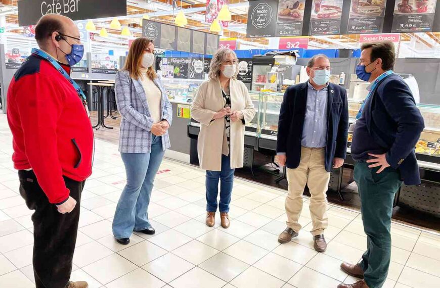 Alcalde de Puertollano reconoce esfuerzo de Carrefour en el mantenimiento del empleo en la localidad