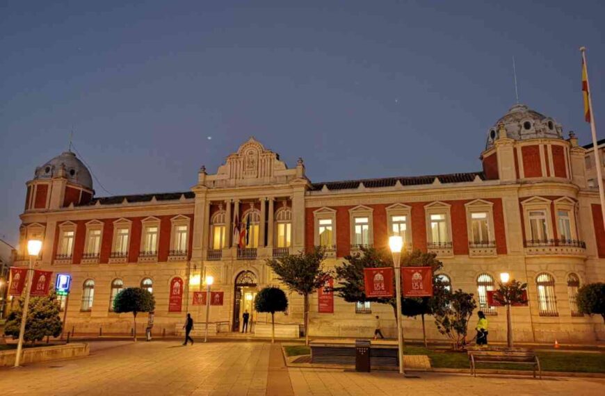 Por el Día Internacional de Conmemoración en Memoria de las Víctimas del Holocausto, el Palacio Provincial de Ciudad Real atenuará sus luces hoy