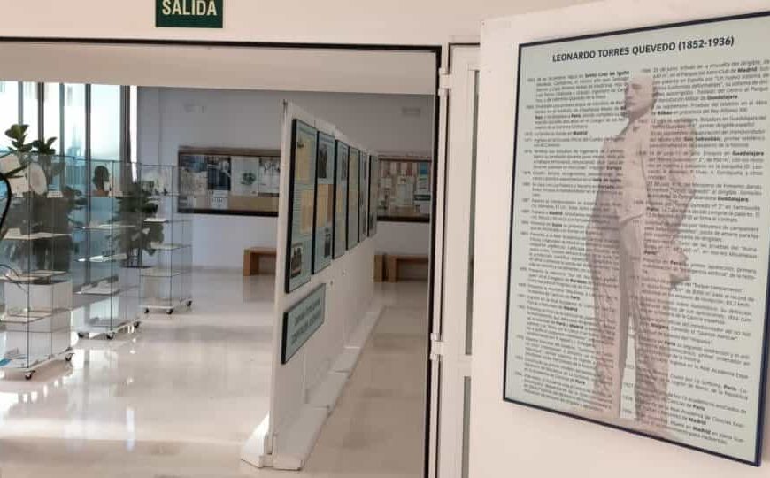 La Escuela de Ingeniería de Caminos de la UCLM inaugura una muestra de los aportes de Leonardo Torres Quevedo a la sociedad mundial