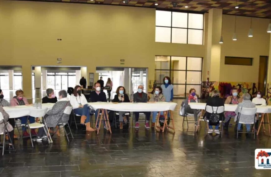 Café Tertulia “Hablemos de Igualdad” ayer en el CERE de Miguelturra organizada por el Centro de la Mujer