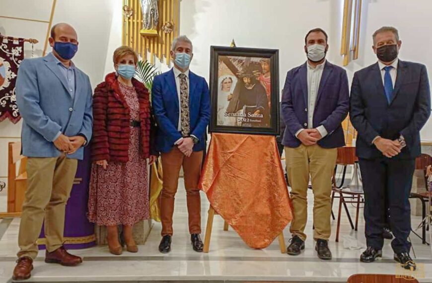 La Junta de Cofradías y Hermandades de Tomelloso presentó el cartel y el programa de la Semana Santa 2022