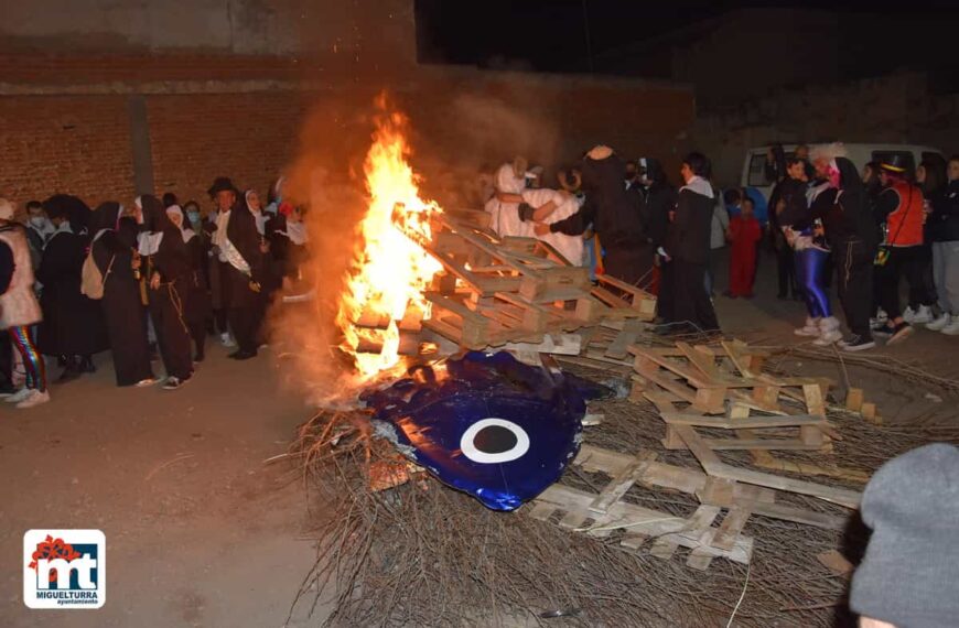 Ayer, Miércoles de Ceniza, han despedido con honores a la sardina en Miguelturra
