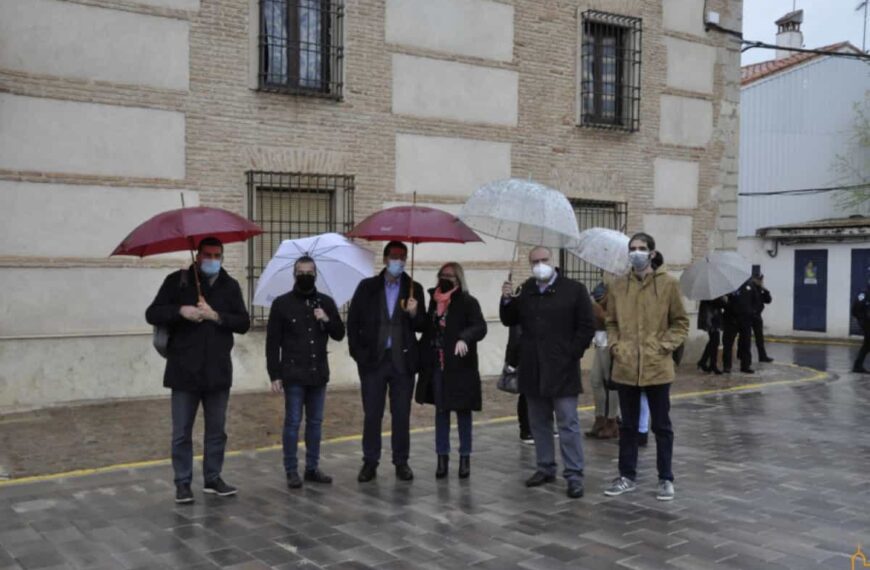 Remodelado el entorno de la Iglesia Nuestra Señora de la Asunción en Santa Cruz de Mudela con apoyo de la Diputación