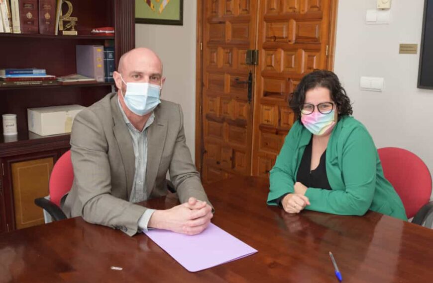 La Agrupación Musical y el Ayuntamiento de Argamasilla de Alba prorrogan el convenio de colaboración