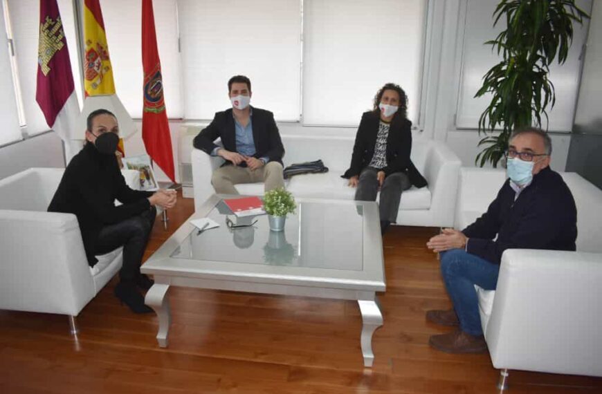 Primer encuentro institucional entre el Ayuntamiento y Aje Ciudad Real