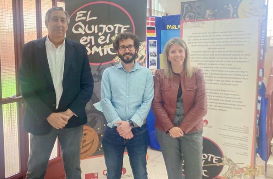 La exposición “El Quijote en el Cómic” en el IES Eladio Cabañero de Tomelloso está abierta al público en general hasta el 6 de mayo