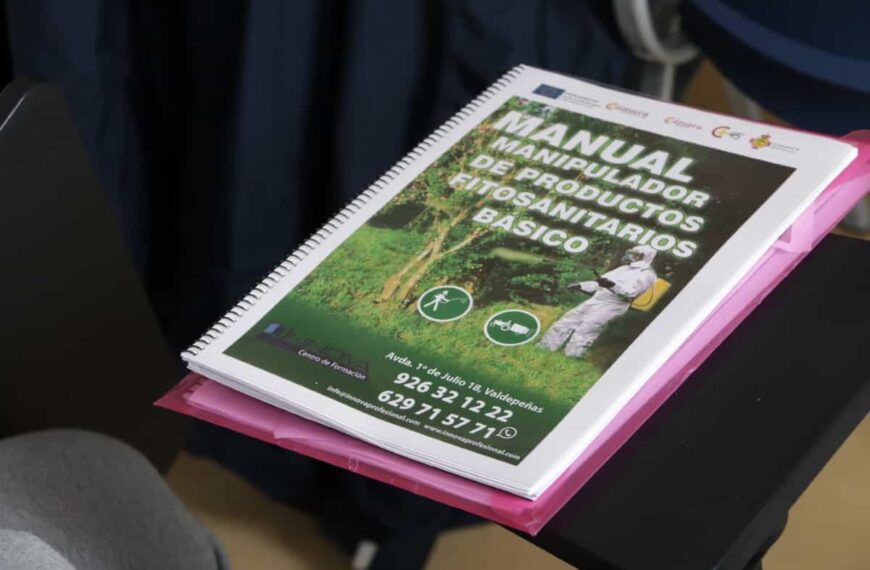 Gracias  al ‘Programa 45+’ personas desempleadas en Manzanares  se forman en mantenimiento de jardines y zonas verdes