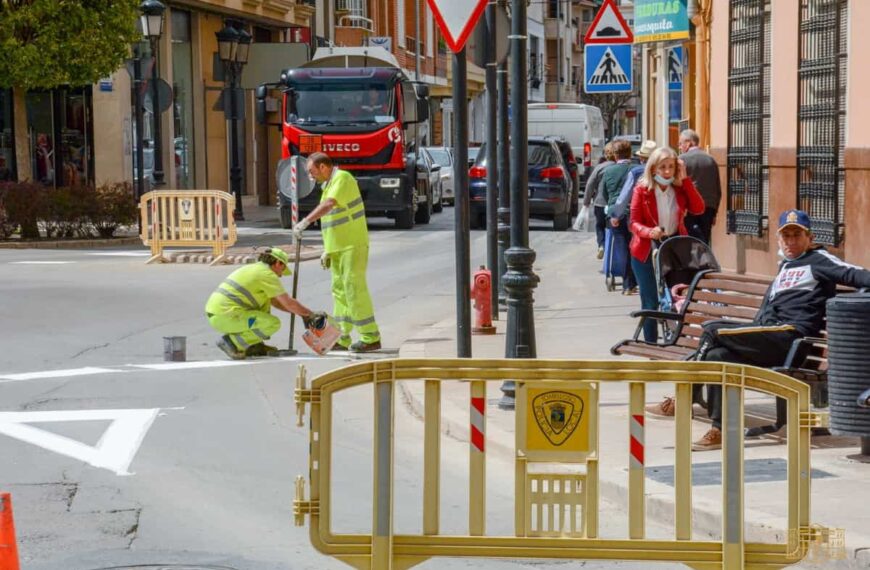 Proyecto de señalización horizontal para el mantenimiento de las calles principales de Tomelloso se encuentra en marcha