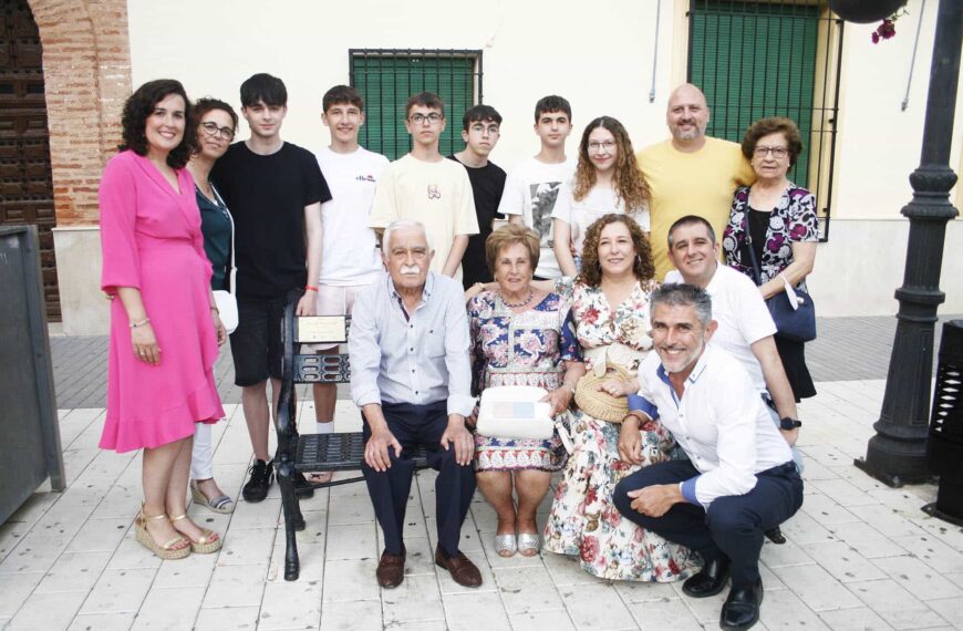 Calzada de Calatrava puso nombre a su primer Banco Literario y dio el pistoletazo de salida a su primera feria del libro