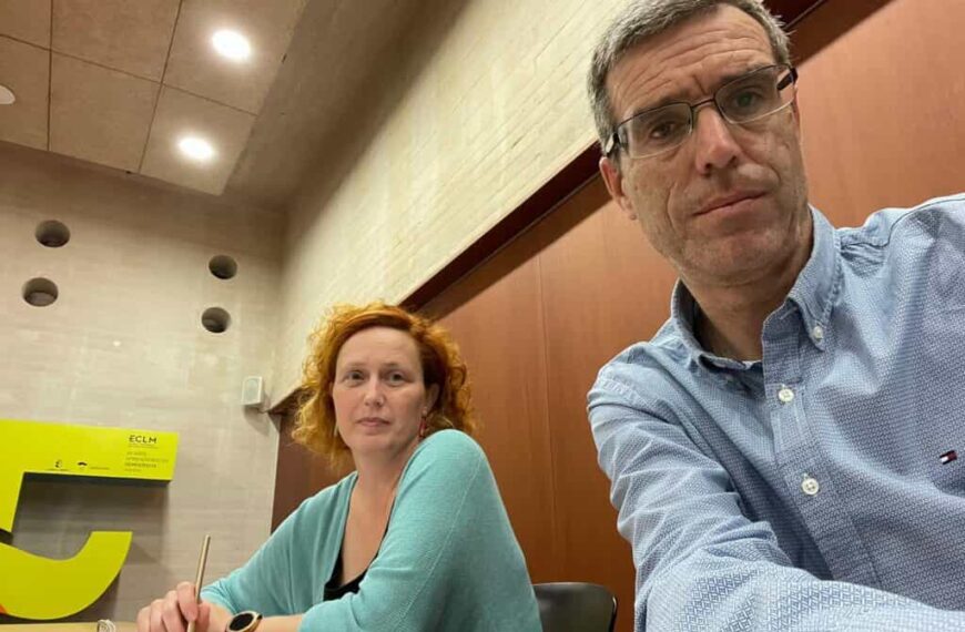 STE-CLM negocia con Educación mejoras en las condiciones del profesorado itinerante de Castilla-La Mancha