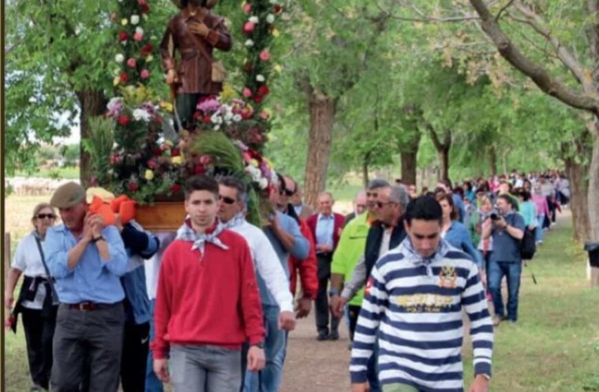 Concurso local de carruajes o grupos de la Hermandad de San Isidro Labrador el  domingo 15 de mayo a las 10 horas en Miguelturra