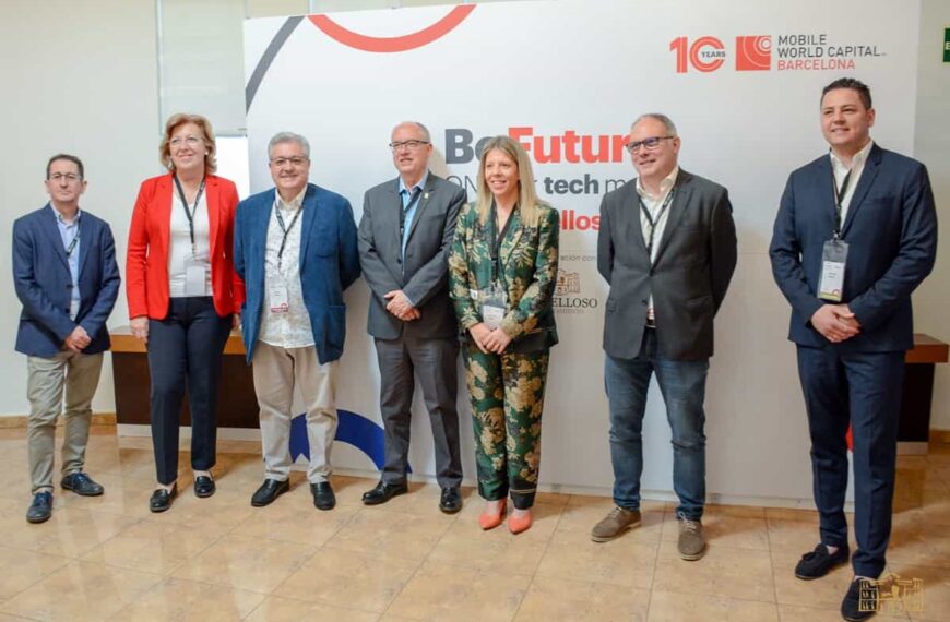 150 personas participaron en la jornada “Be Future! On your tech modo” en Tomelloso inaugurada por la alcaldesa local