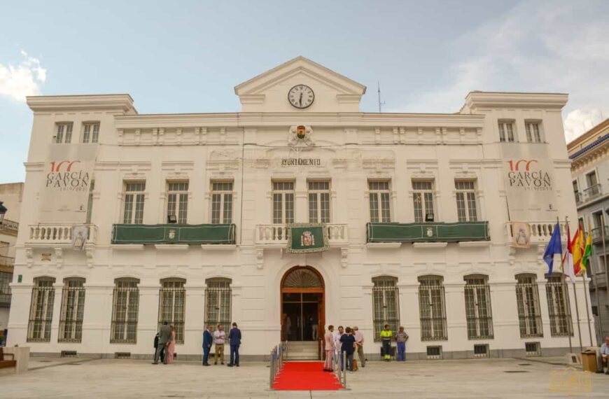 Plazo de  licitación para el servicio de explotación por lotes de barras en espacios municipales durante la Feria y Fiestas 2022 de Tomelloso