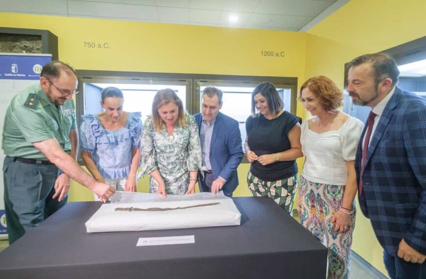 El Museo de Ciudad Real recibe una espada de especial singularidad de la Edad de Hierro recuperada por la Guardia Civil
