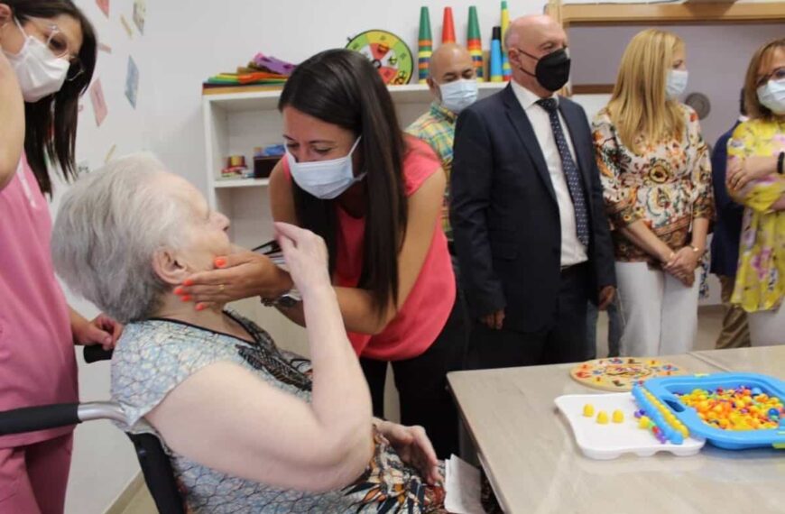 La red pública de C-LM cuenta con un nuevo Centro de Día para personas mayores en Aldea del Rey