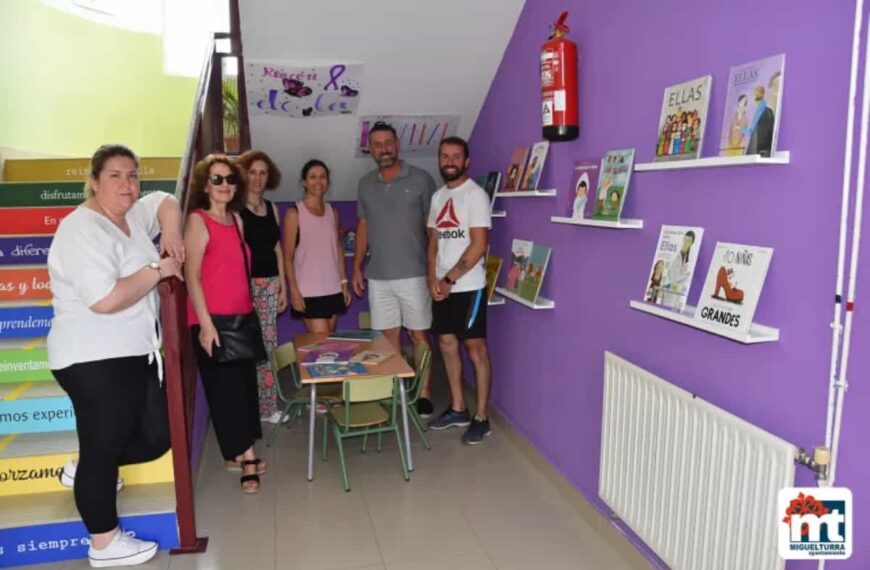Inaugurada la Biblioteca de la Igualdad en el interior del CEIP Benito Pérez Galdós de Miguelturra