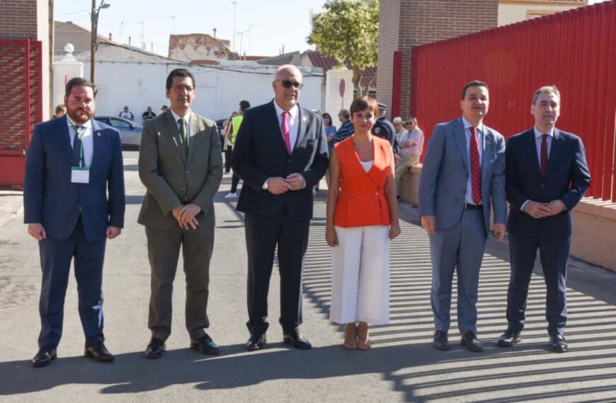 Caballero: FERCAM es un ejemplo «de éxito colectivo» y un referente nacional para el sector agrario y su industria auxiliar