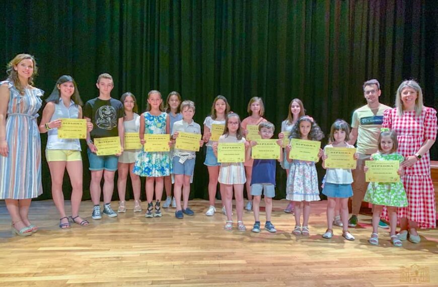 Clausurado el curso escolar 2021/2022 en Tomelloso con entrega de los premios del Certamen de Artes Plásticas