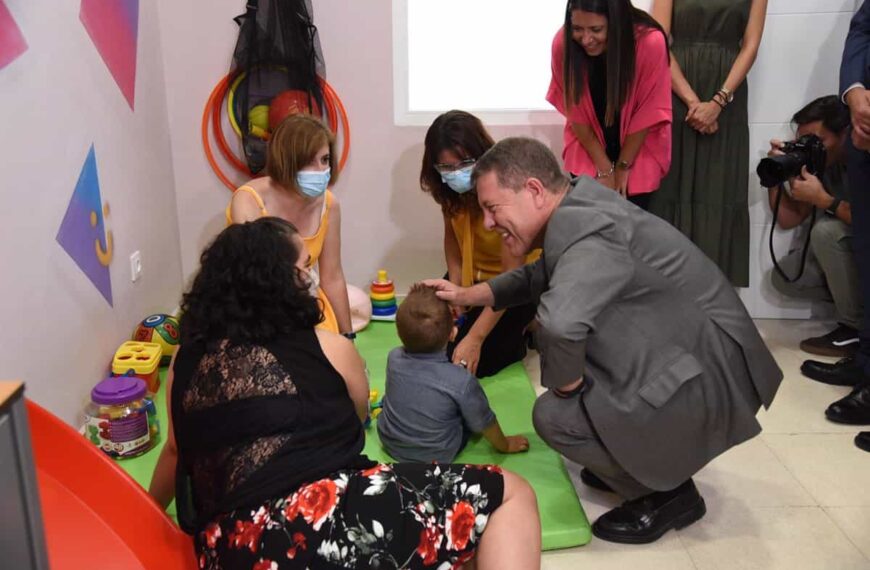 C-LM reforzará la financiación de las plazas residenciales e impulsará en otoño la nueva Ley de Atención Temprana